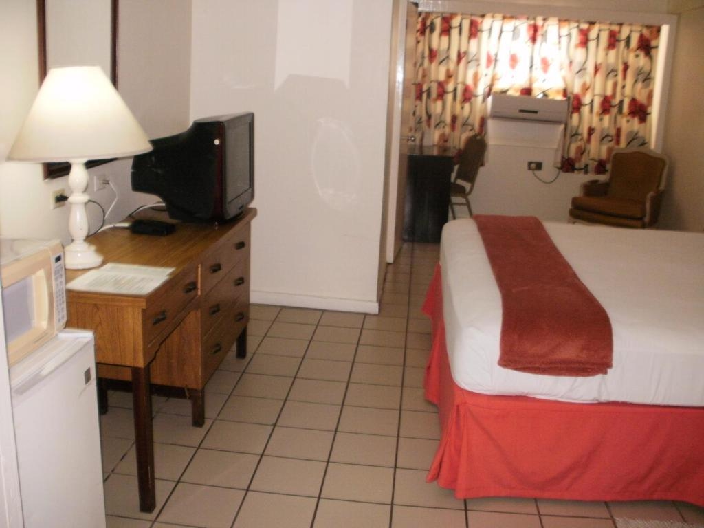 Pineapple Court Hotel Ocho Rios Oda fotoğraf